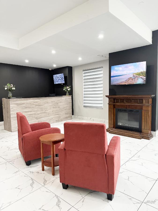 Premier Inn & Suites - Downtown Hamilton Dış mekan fotoğraf